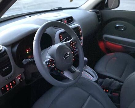 Білий Кіа Soul EV, об'ємом двигуна 0 л та пробігом 109 тис. км за 7399 $, фото 17 на Automoto.ua