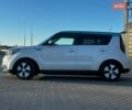 Білий Кіа Soul EV, об'ємом двигуна 0 л та пробігом 169 тис. км за 5600 $, фото 5 на Automoto.ua