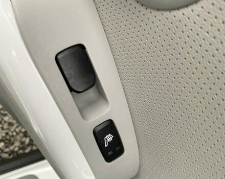 Кіа Soul EV 2016 у Луцьку на Automoto.ua Білий Кіа Soul EV, об'ємом двигуна 0 л та пробігом 116 тис. км за 7800 $, фото 48 на Automoto.ua