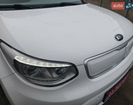 Белый Киа Soul EV, объемом двигателя 0 л и пробегом 165 тыс. км за 10600 $, фото 19 на Automoto.ua