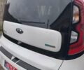 Белый Киа Soul EV, объемом двигателя 0 л и пробегом 165 тыс. км за 10600 $, фото 13 на Automoto.ua