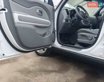 Белый Киа Soul EV, объемом двигателя 0 л и пробегом 165 тыс. км за 10600 $, фото 29 на Automoto.ua