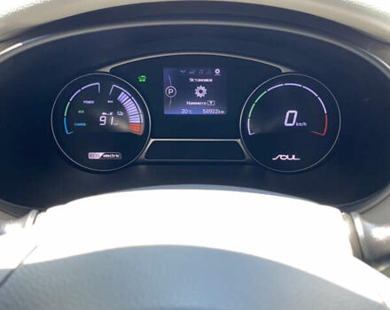 Белый Киа Soul EV, объемом двигателя 0 л и пробегом 55 тыс. км за 9000 $, фото 5 на Automoto.ua