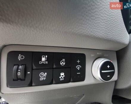 Белый Киа Soul EV, объемом двигателя 0 л и пробегом 165 тыс. км за 10600 $, фото 36 на Automoto.ua