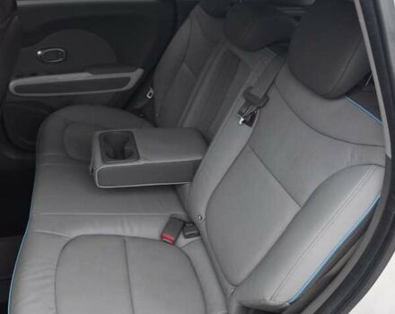 Белый Киа Soul EV, объемом двигателя 0 л и пробегом 165 тыс. км за 10600 $, фото 45 на Automoto.ua