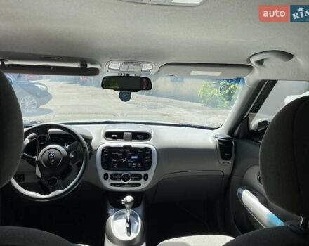 Белый Киа Soul EV, объемом двигателя 0 л и пробегом 55 тыс. км за 9000 $, фото 7 на Automoto.ua
