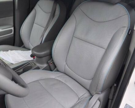 Белый Киа Soul EV, объемом двигателя 0 л и пробегом 165 тыс. км за 10600 $, фото 30 на Automoto.ua