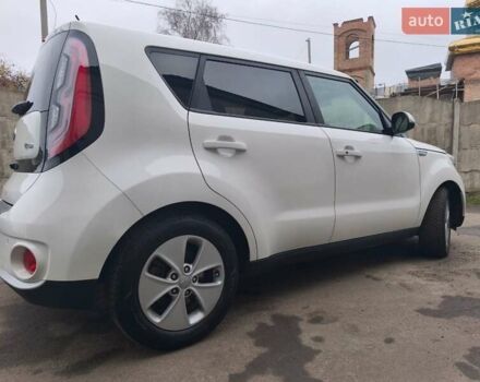 Белый Киа Soul EV, объемом двигателя 0 л и пробегом 165 тыс. км за 10600 $, фото 16 на Automoto.ua