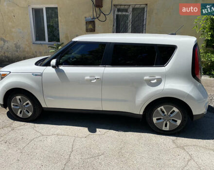 Белый Киа Soul EV, объемом двигателя 0 л и пробегом 55 тыс. км за 9000 $, фото 14 на Automoto.ua