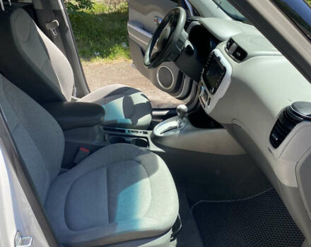 Белый Киа Soul EV, объемом двигателя 0 л и пробегом 55 тыс. км за 9000 $, фото 8 на Automoto.ua