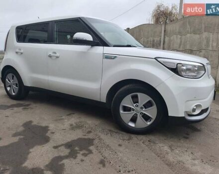 Белый Киа Soul EV, объемом двигателя 0 л и пробегом 165 тыс. км за 10600 $, фото 18 на Automoto.ua