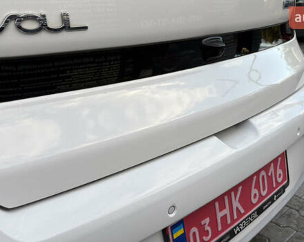 Белый Киа Soul EV, объемом двигателя 0 л и пробегом 167 тыс. км за 9900 $, фото 11 на Automoto.ua