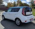 Киа Soul EV 2018 в Киеве на Automoto.ua Белый Киа Soul EV, объемом двигателя 0 л и пробегом 49 тыс. км за 12800 $, фото 11 на Automoto.ua