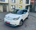 Белый Киа Soul EV, объемом двигателя 0 л и пробегом 81 тыс. км за 12600 $, фото 1 на Automoto.ua