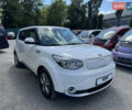 Білий Кіа Soul EV, об'ємом двигуна 0 л та пробігом 132 тис. км за 10000 $, фото 2 на Automoto.ua
