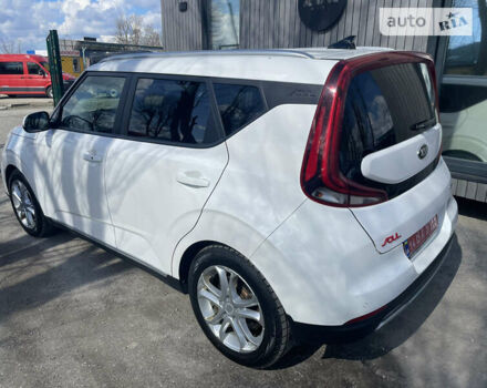 Білий Кіа Soul EV, об'ємом двигуна 0 л та пробігом 196 тис. км за 19700 $, фото 5 на Automoto.ua