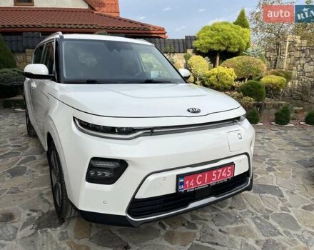 Белый Киа Soul EV, объемом двигателя 0 л и пробегом 60 тыс. км за 19400 $, фото 10 на Automoto.ua