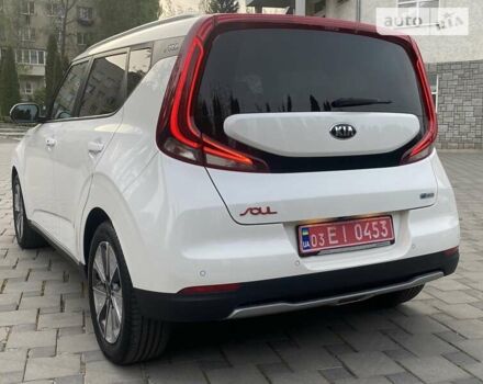 Белый Киа Soul EV, объемом двигателя 0 л и пробегом 33 тыс. км за 20950 $, фото 26 на Automoto.ua