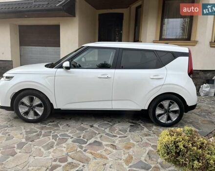 Белый Киа Soul EV, объемом двигателя 0 л и пробегом 60 тыс. км за 19400 $, фото 12 на Automoto.ua