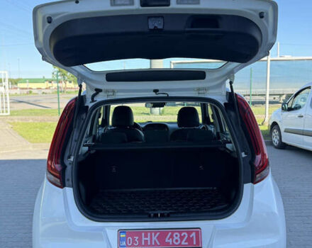 Белый Киа Soul EV, объемом двигателя 0 л и пробегом 153 тыс. км за 13500 $, фото 4 на Automoto.ua