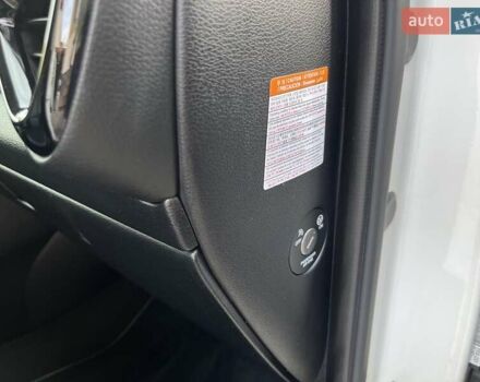 Белый Киа Soul EV, объемом двигателя 0 л и пробегом 60 тыс. км за 19400 $, фото 51 на Automoto.ua