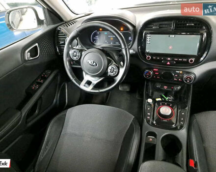 Білий Кіа Soul EV, об'ємом двигуна 0 л та пробігом 51 тис. км за 16500 $, фото 2 на Automoto.ua