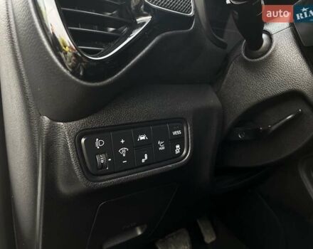 Белый Киа Soul EV, объемом двигателя 0 л и пробегом 60 тыс. км за 19400 $, фото 29 на Automoto.ua