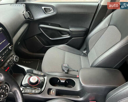 Белый Киа Soul EV, объемом двигателя 0 л и пробегом 229 тыс. км за 14550 $, фото 7 на Automoto.ua