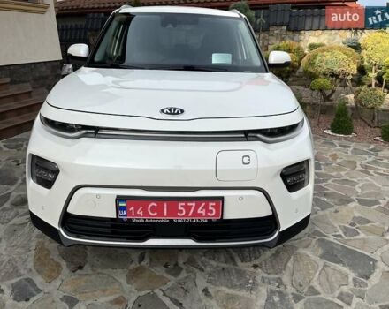 Белый Киа Soul EV, объемом двигателя 0 л и пробегом 60 тыс. км за 19400 $, фото 2 на Automoto.ua