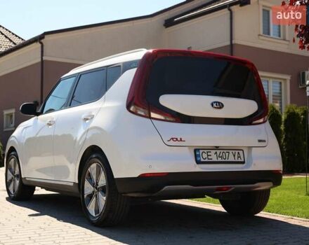 Белый Киа Soul EV, объемом двигателя 0 л и пробегом 16 тыс. км за 23700 $, фото 6 на Automoto.ua