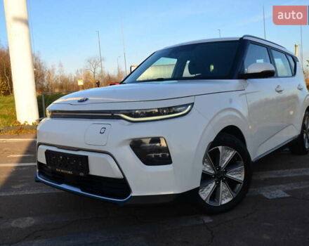 Білий Кіа Soul EV, об'ємом двигуна 0 л та пробігом 78 тис. км за 15950 $, фото 4 на Automoto.ua