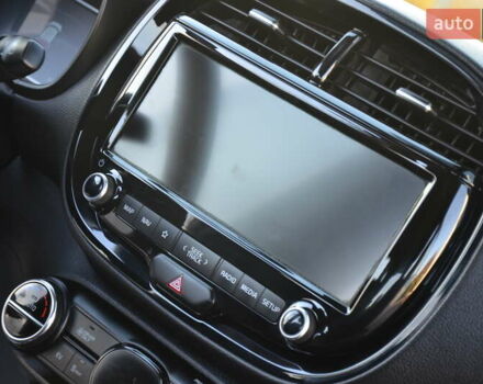 Білий Кіа Soul EV, об'ємом двигуна 0 л та пробігом 78 тис. км за 15950 $, фото 63 на Automoto.ua