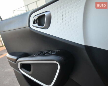 Білий Кіа Soul EV, об'ємом двигуна 0 л та пробігом 78 тис. км за 15950 $, фото 45 на Automoto.ua