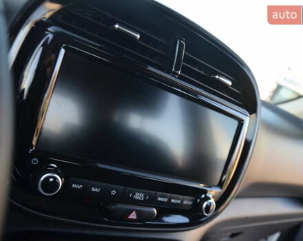 Білий Кіа Soul EV, об'ємом двигуна 0 л та пробігом 78 тис. км за 15950 $, фото 48 на Automoto.ua