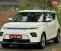 Киа Soul EV 2022 в Киеве на Automoto.ua Белый Киа Soul EV, объемом двигателя 0 л и пробегом 54 тыс. км за 22000 $, фото 2 на Automoto.ua