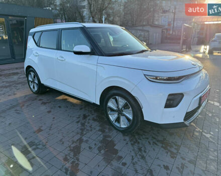 Белый Киа Soul EV, объемом двигателя 0 л и пробегом 80 тыс. км за 18999 $, фото 9 на Automoto.ua