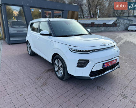 Белый Киа Soul EV, объемом двигателя 0 л и пробегом 80 тыс. км за 18999 $, фото 10 на Automoto.ua