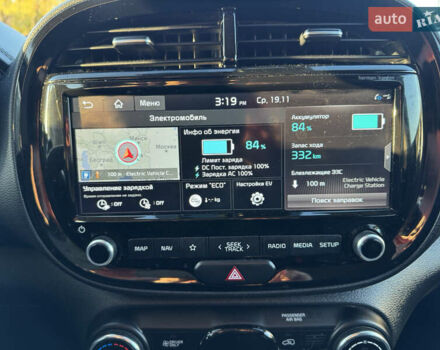 Белый Киа Soul EV, объемом двигателя 0 л и пробегом 80 тыс. км за 18999 $, фото 36 на Automoto.ua