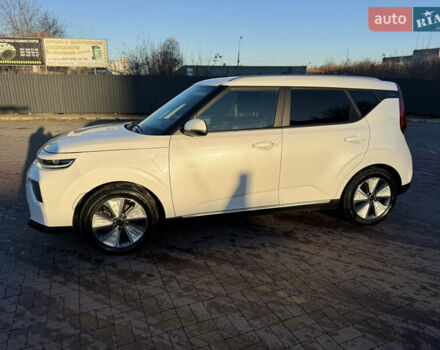 Белый Киа Soul EV, объемом двигателя 0 л и пробегом 80 тыс. км за 18999 $, фото 2 на Automoto.ua