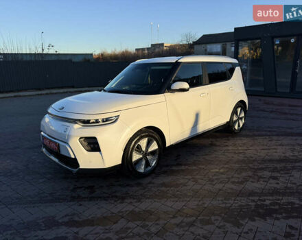 Белый Киа Soul EV, объемом двигателя 0 л и пробегом 80 тыс. км за 18999 $, фото 1 на Automoto.ua