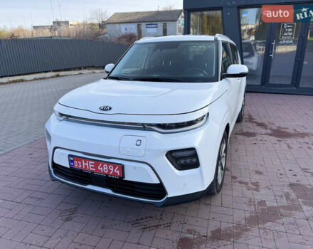 Белый Киа Soul EV, объемом двигателя 0 л и пробегом 80 тыс. км за 18999 $, фото 12 на Automoto.ua