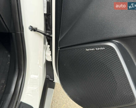 Киа Soul EV 2022 в Киеве на Automoto.ua Белый Киа Soul EV, объемом двигателя 0 л и пробегом 54 тыс. км за 22000 $, фото 27 на Automoto.ua