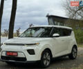 Киа Soul EV 2022 в Киеве на Automoto.ua Белый Киа Soul EV, объемом двигателя 0 л и пробегом 54 тыс. км за 22000 $, фото 3 на Automoto.ua