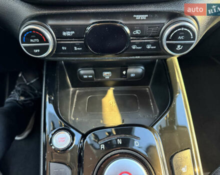 Белый Киа Soul EV, объемом двигателя 0 л и пробегом 80 тыс. км за 18999 $, фото 38 на Automoto.ua