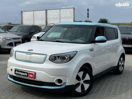 Киа Soul EV 2014 в Львове на Automoto.ua Белый Киа Soul EV, объемом двигателя 0 л и пробегом 127 тыс. км за 7790 $, фото 1 на Automoto.ua