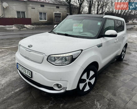 Белый Киа Soul EV, объемом двигателя 0 л и пробегом 114 тыс. км за 6500 $, фото 1 на Automoto.ua
