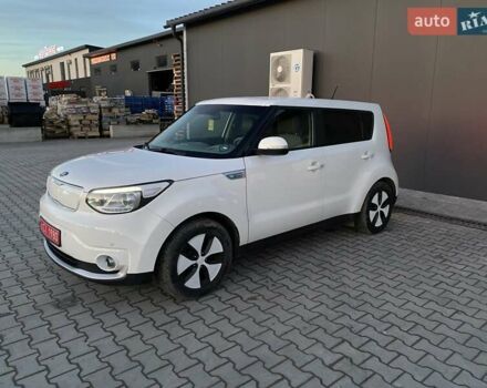 Білий Кіа Soul EV, об'ємом двигуна 0 л та пробігом 109 тис. км за 7399 $, фото 1 на Automoto.ua