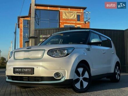 Кіа Soul EV 2016 у Львові на Automoto.ua Білий Кіа Soul EV, об'ємом двигуна 0 л та пробігом 169 тис. км за 5600 $, фото 1 на Automoto.ua