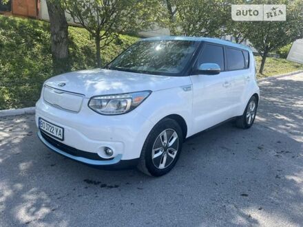 Білий Кіа Soul EV, об'ємом двигуна 0 л та пробігом 112 тис. км за 11600 $, фото 1 на Automoto.ua