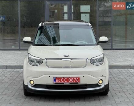 Бежевий Кіа Soul EV, об'ємом двигуна 0 л та пробігом 110 тис. км за 11500 $, фото 7 на Automoto.ua